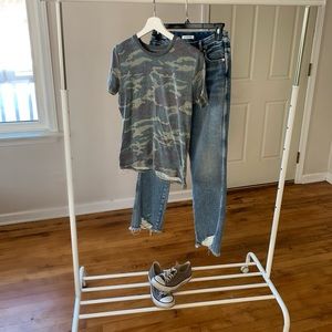 Cute camo Tee!!